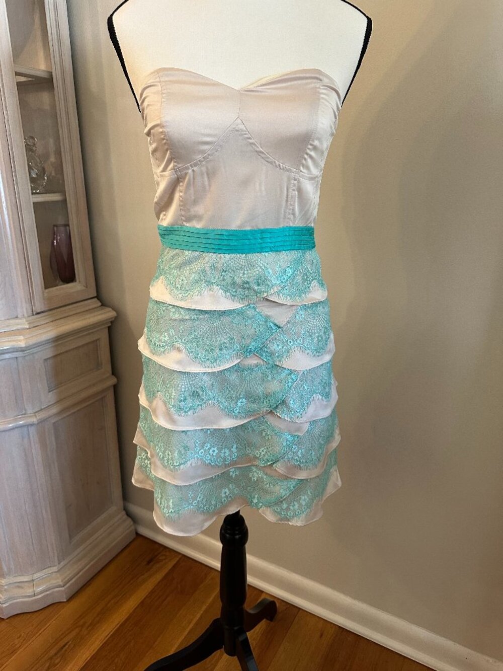NWT Minuet Small Ivory Aqua Lace Tiered Strapless Cocktail Dress